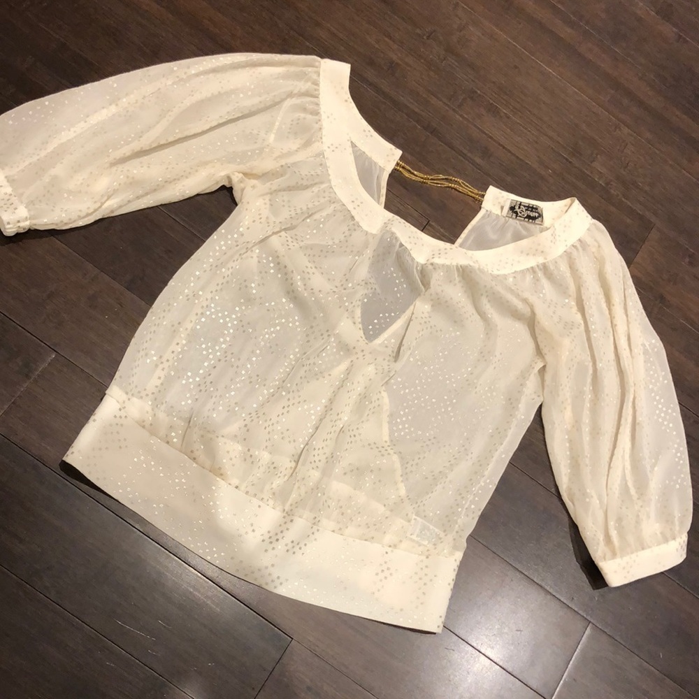 Guess cream / gold flowy sheer blouse. EUC!